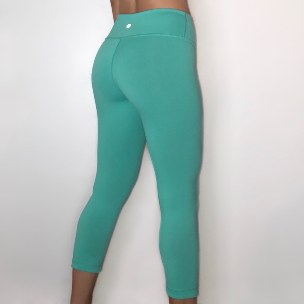 💛 Lululemon Reversible Crop Legging Teal/Black 💛